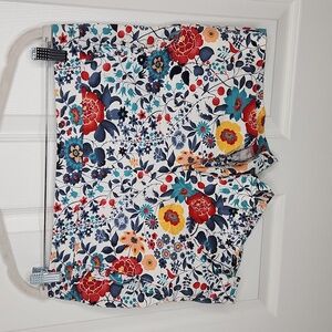 Loft Riviera 5" floral shorts size 6 ruffle detail multicolor
